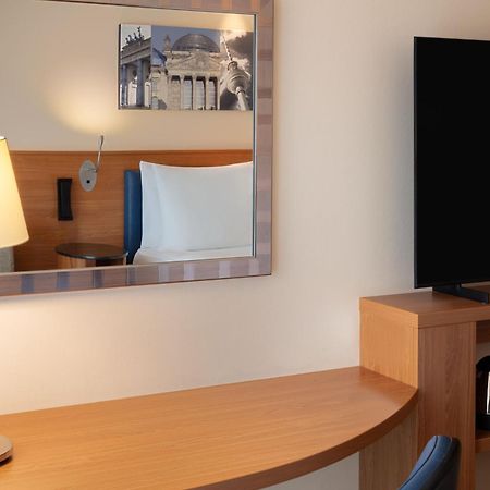 แฮมป์ตัน บาย ฮิลตัน เบอร์ลิน ซิตี้ เวสต์ Hotel ภายนอก รูปภาพ
