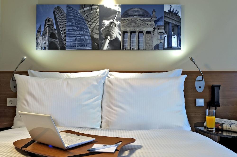 แฮมป์ตัน บาย ฮิลตัน เบอร์ลิน ซิตี้ เวสต์ Hotel ภายนอก รูปภาพ